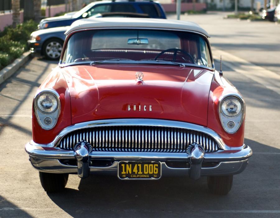  Buick Skylark Sport Convertible 1954 года  (фото 12 из 19)